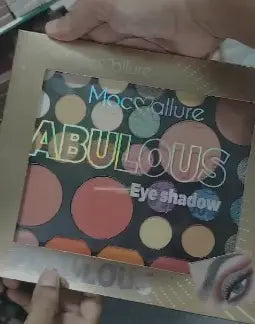 Mocallure Eyeshadow and Blush Palette 29 Colors